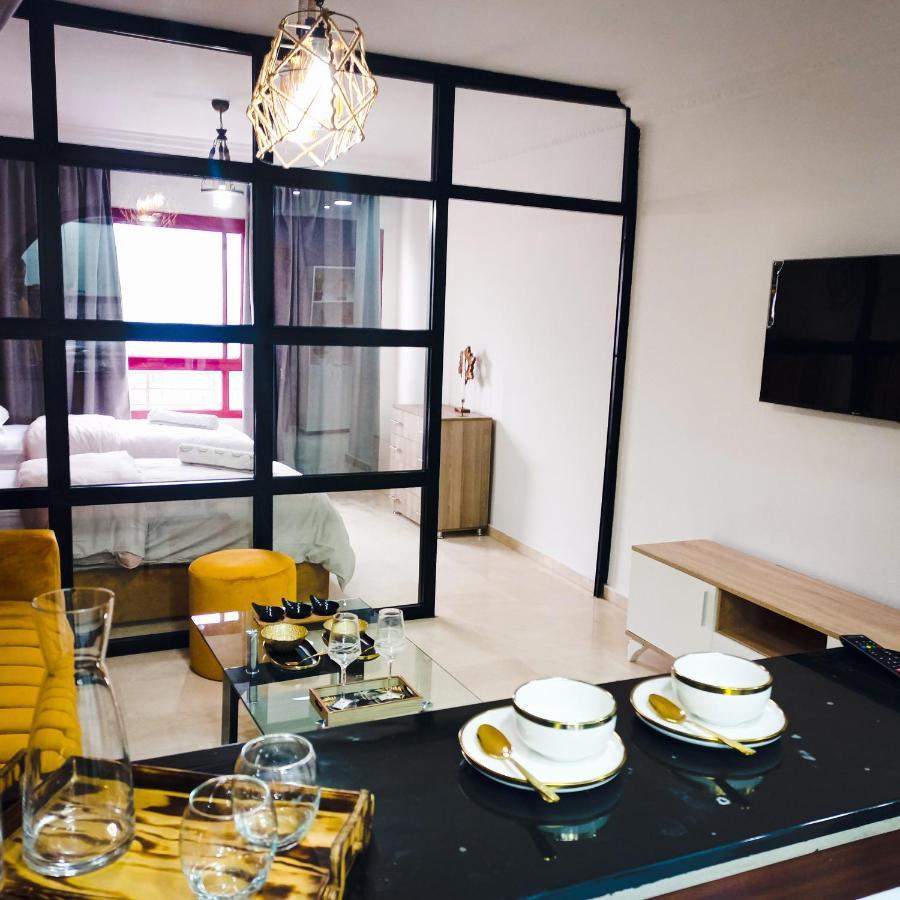 Nouveau Appartement Au Plein Centre-Ville En Face Hilton Tanger Eksteriør billede